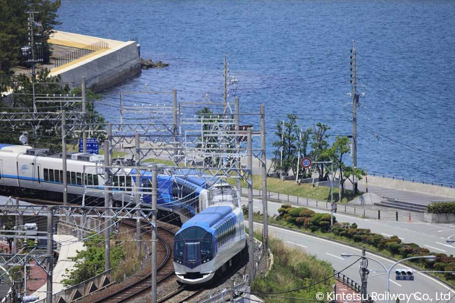 Travel in style with Shimakaze, Kintetsu sight-seeing train